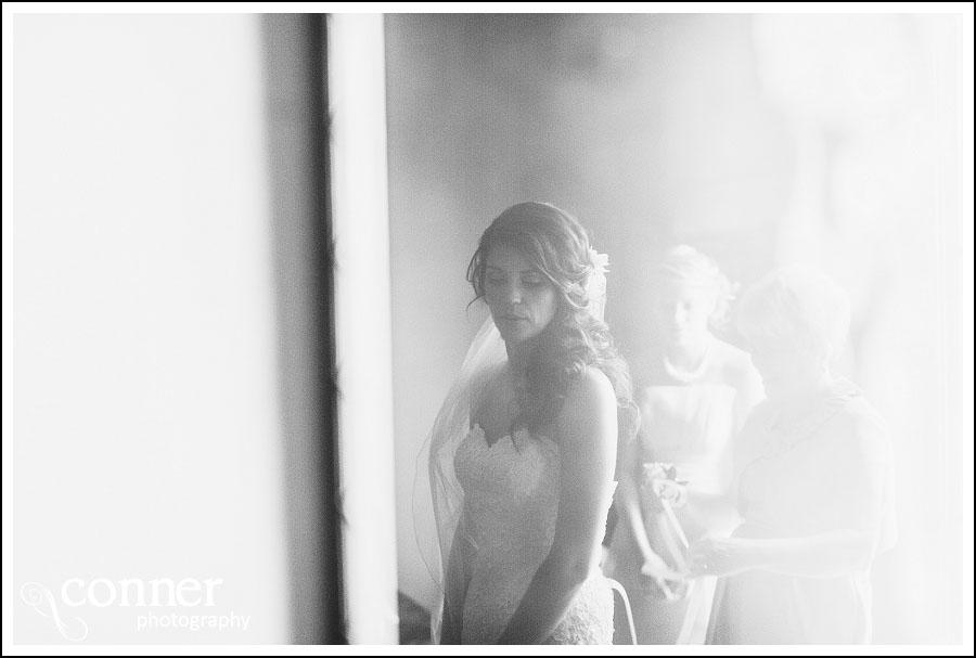 Chandler Hill Winery by St Louis Wedding Photographers (8)