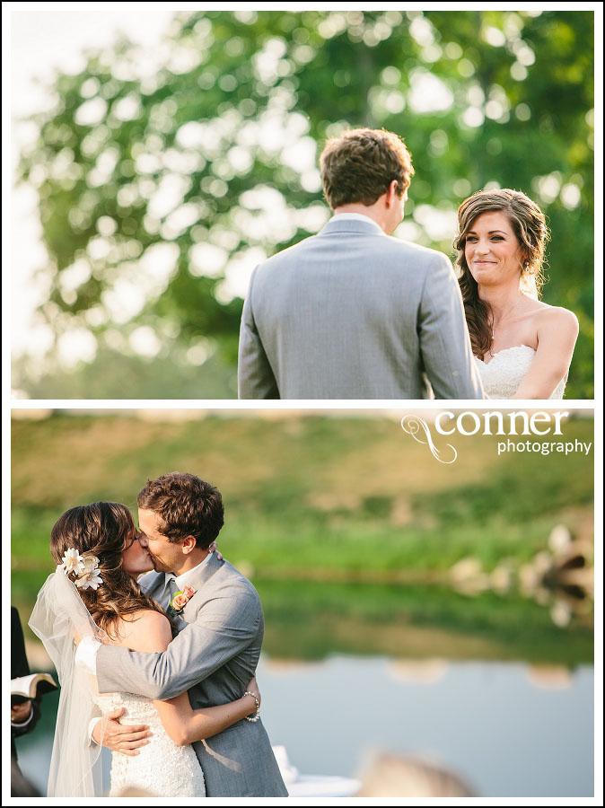 Chandler Hill Winery by St Louis Wedding Photographers (32)