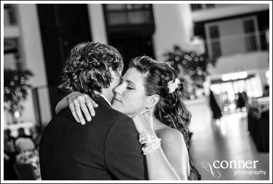 Hotel Lumiere St Louis Wedding Photos (39)