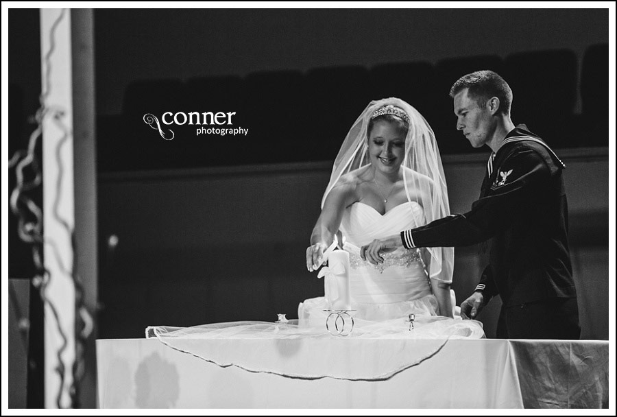 us-navy-wedding-at-first-baptist-st-louis-wedding-photography_0031