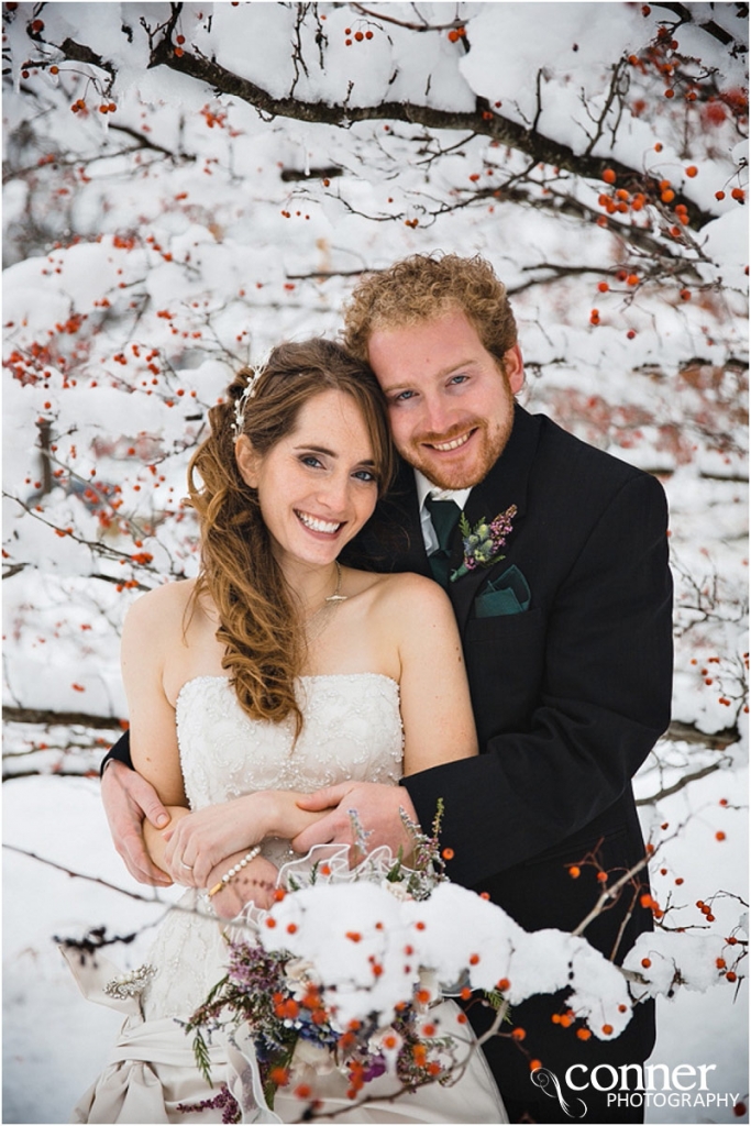 snowy day winter wedding (39)