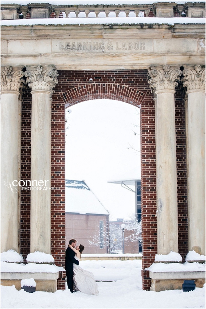 snowy day winter wedding (40)