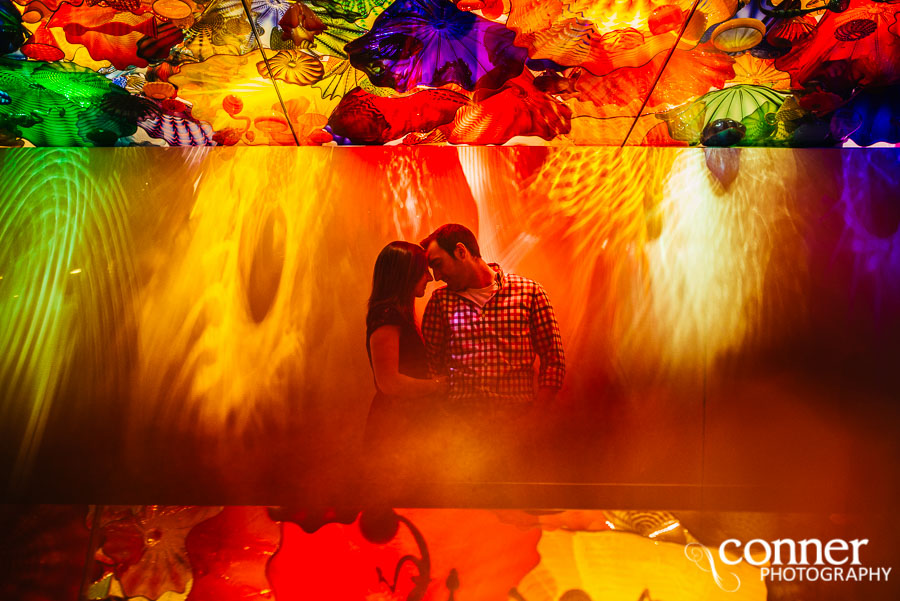 chihuly garden and glass engagement photos
