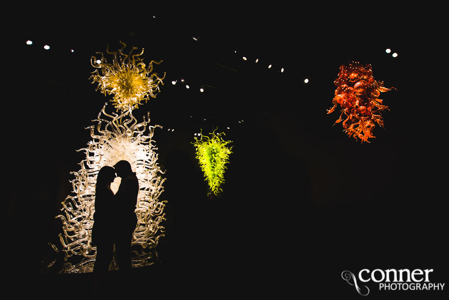 chihuly garden and glass engagement photos
