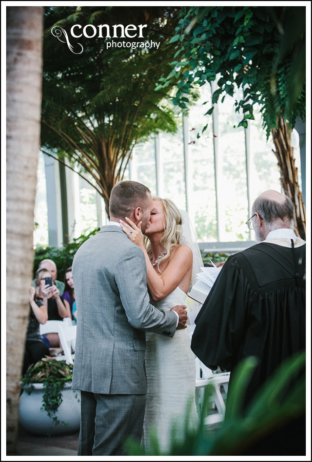 Forest Park Jewel Box Wedding Photos (18)