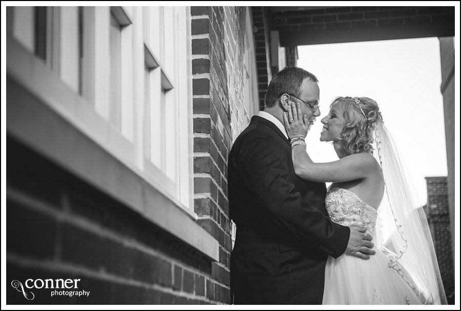 leclaire-room-reception-venue-by-st-louis-wedding-photography_0027