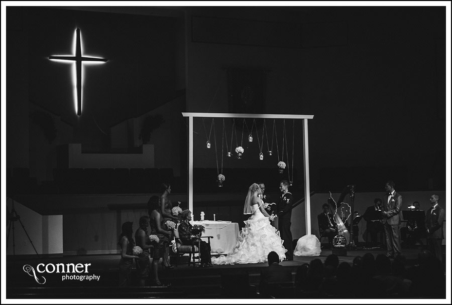 us-navy-wedding-at-first-baptist-st-louis-wedding-photography_0029