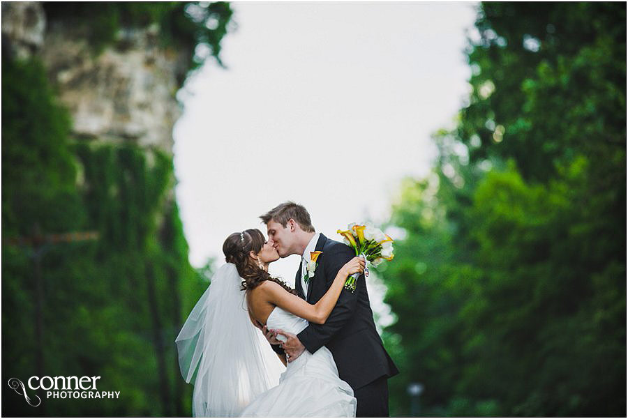 cave-park-wedding-st-louis-wedding-photography_0040