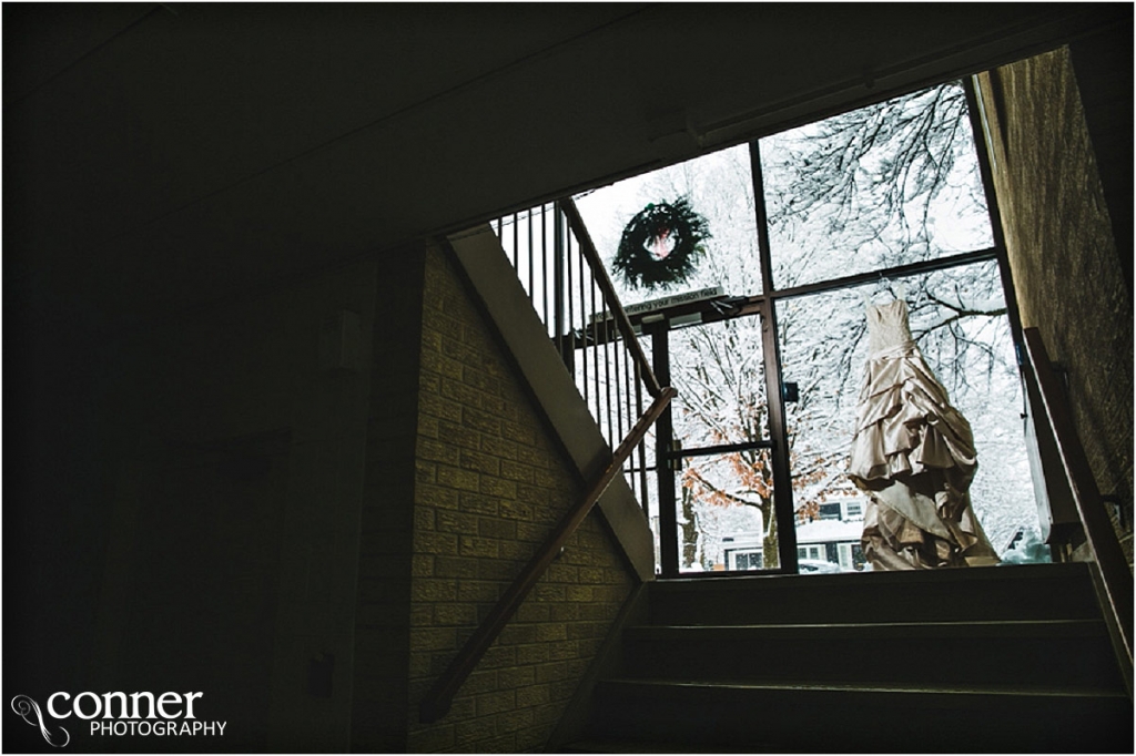 snowy day winter wedding (2)