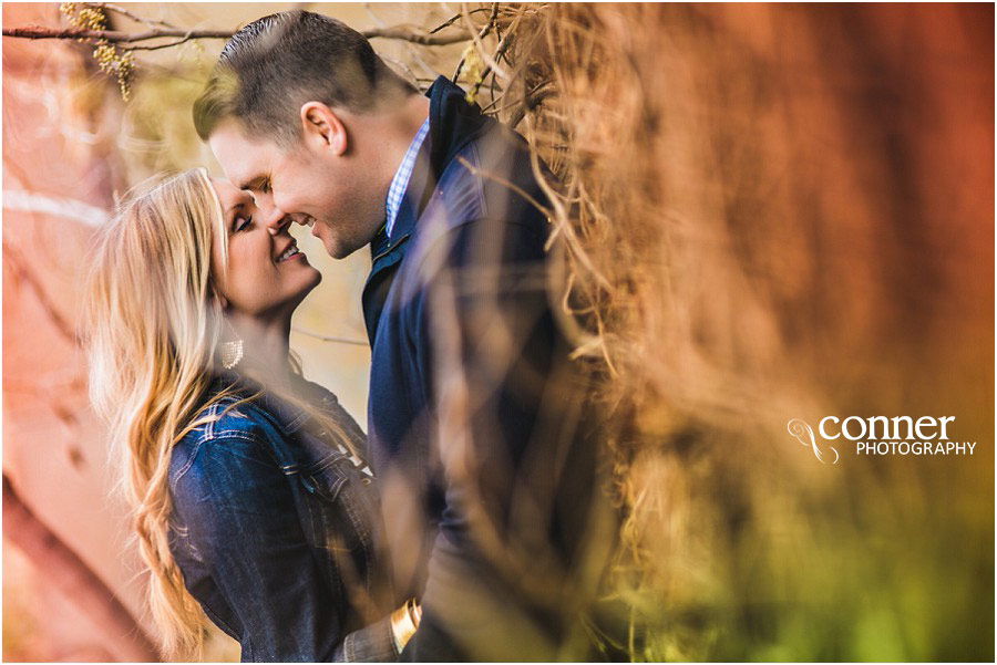 industrial-st-louis-engagement-photos_0011