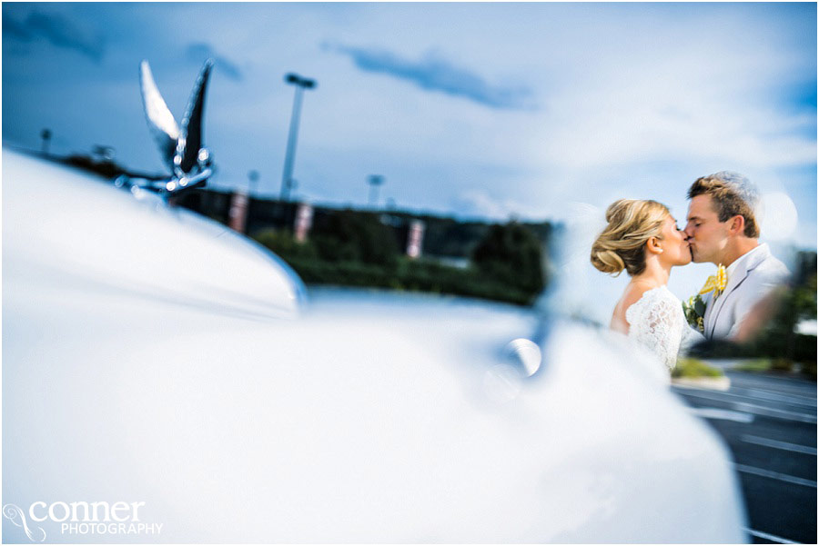 bently classic car at wedding