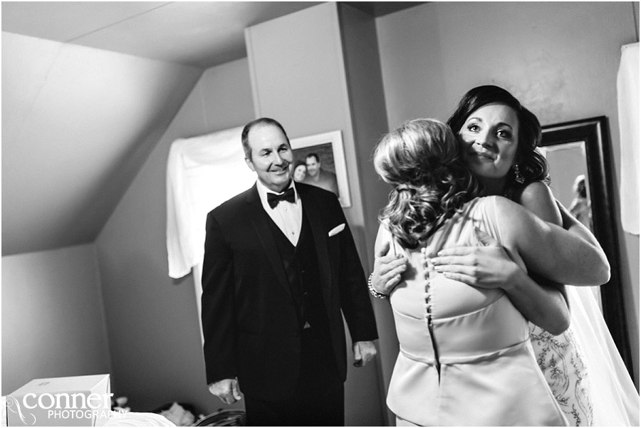 sweet bride with parents