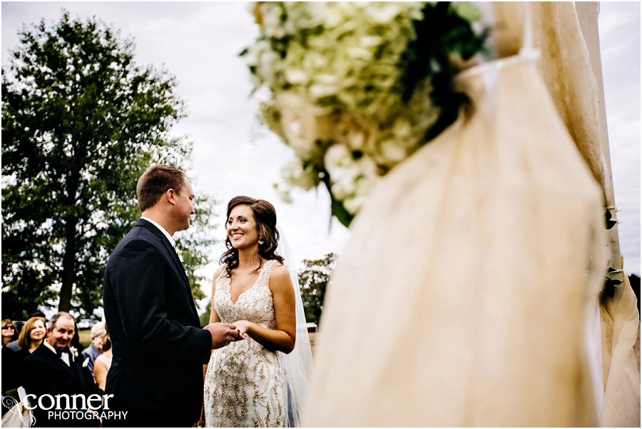 elegant-outdoor-wedding-at-home-new-athens_0034