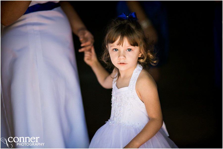 willoughby-farms-wedding-in-barn_0012