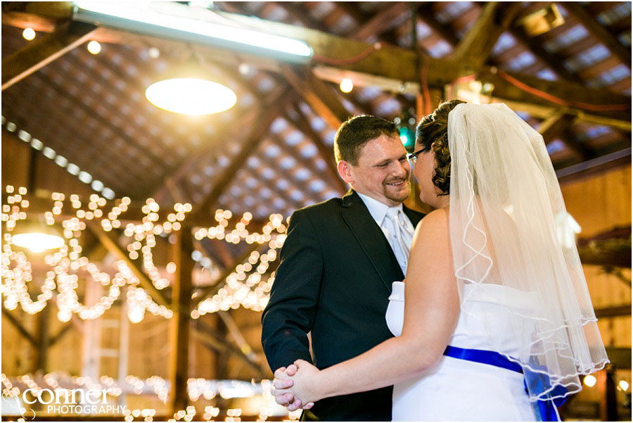 barn wedding reception first dance