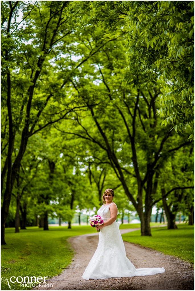 illinois-rainy-wedding-day-photos_0027