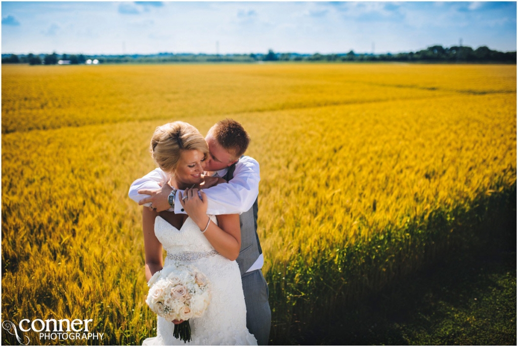 st louis wedding summer field bride groom