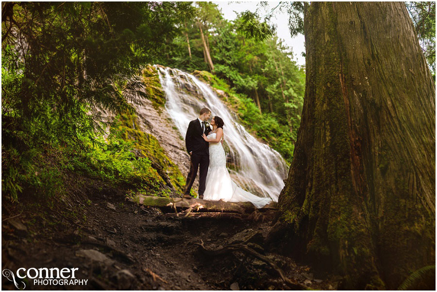 bridal falls wedding photos