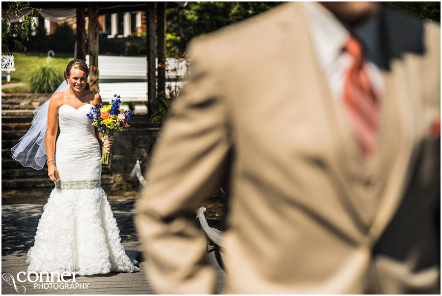 little piney lodge bride groom first look