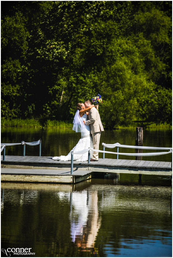 little piney lodge bride groom first look