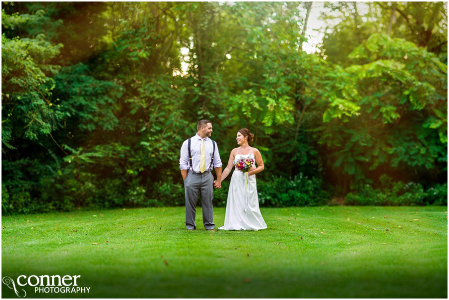 outdoor st louis wedding at home