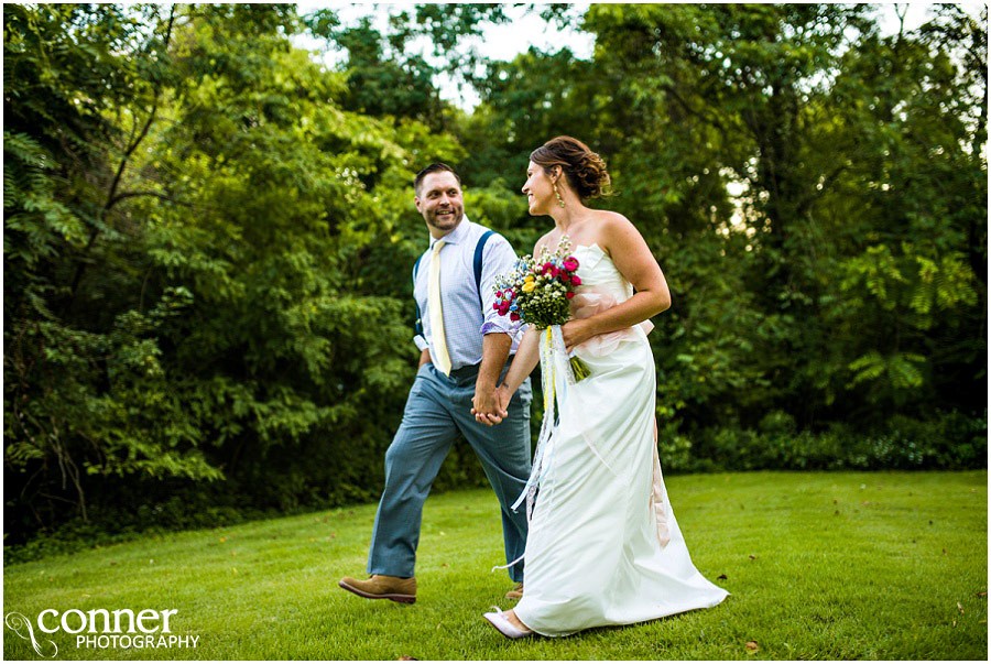 outdoor st louis wedding at home