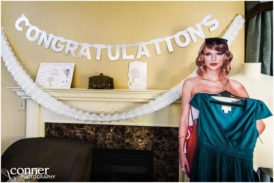 taylor swift at wedding