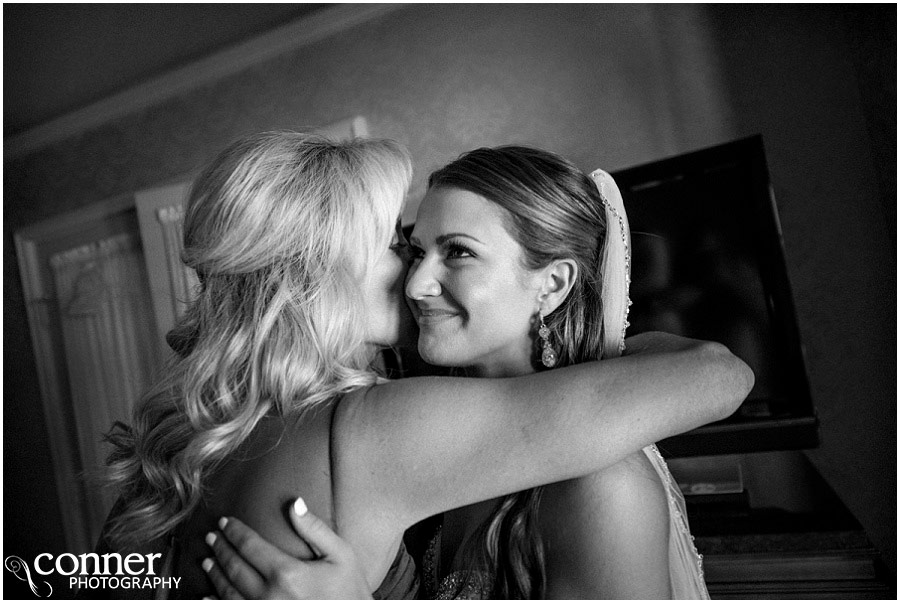 ritz carlton st louis wedding mother and bride