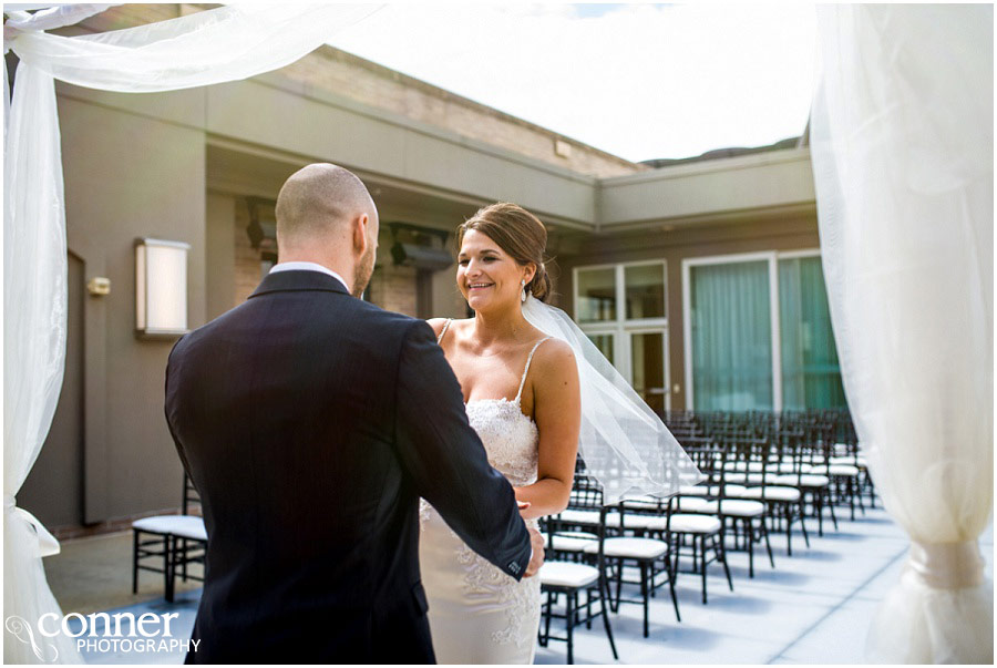 Hyatt Regency at the Arch St Louis wedding photos