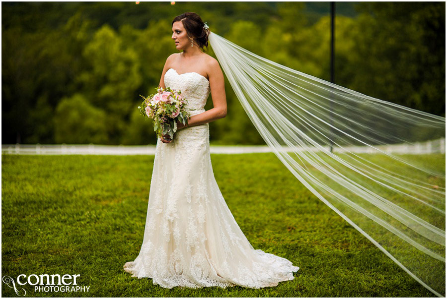 chaumette wedding bride