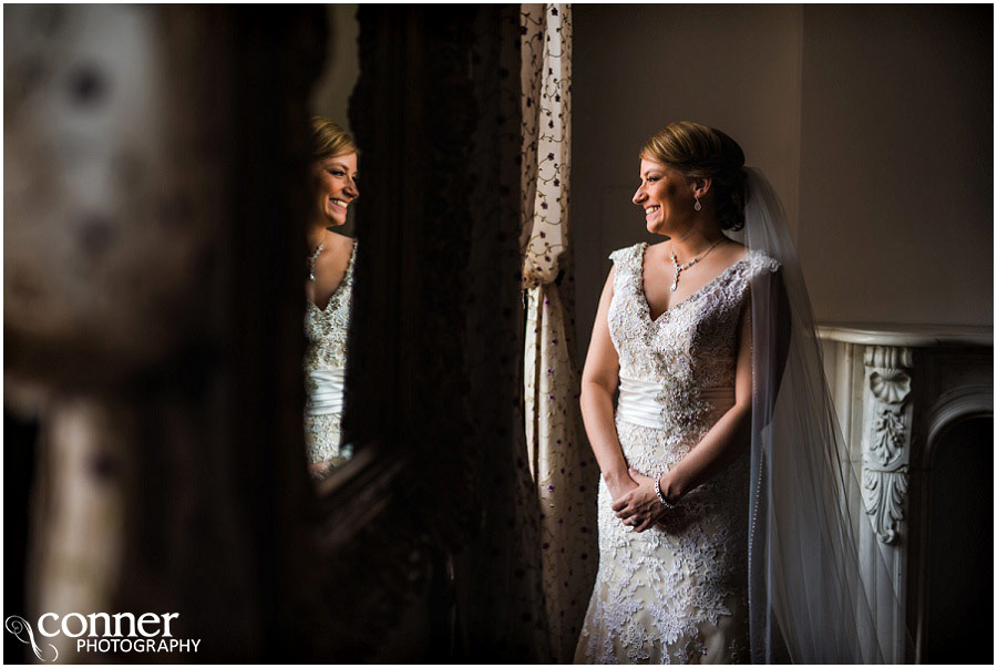 belvoir winery wedding bride