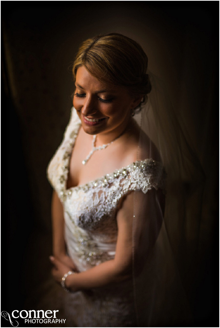 belvoir winery wedding bride