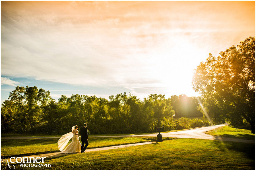 belvoir winery wedding sunset