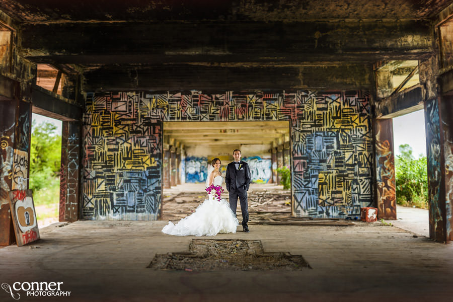 warehouse mural wedding in st louis